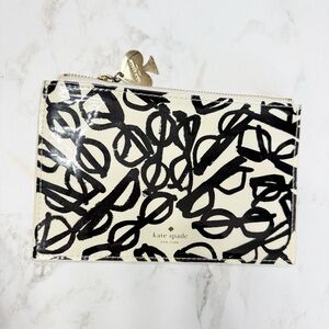 Kate Spade New York Literary Glasses Print Pouch